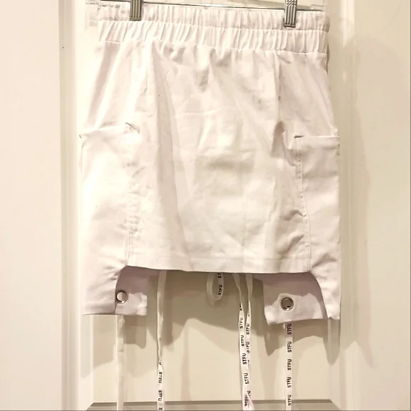 Akira All Tied Up Mini Skirt - Picture 8 of 9